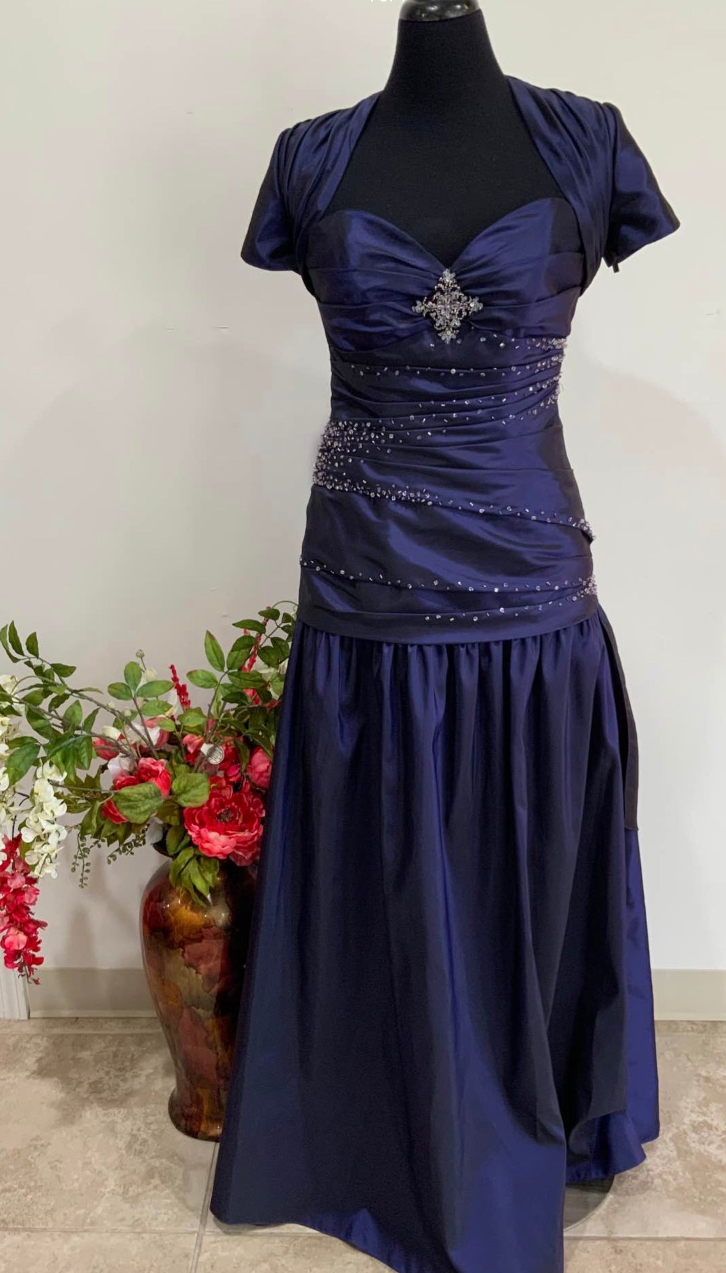 Eden Maids 4007