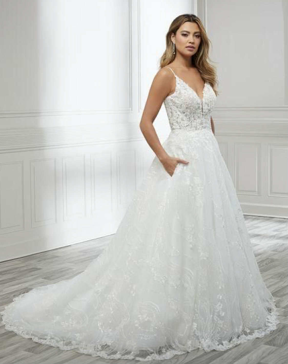 Christina WU18360